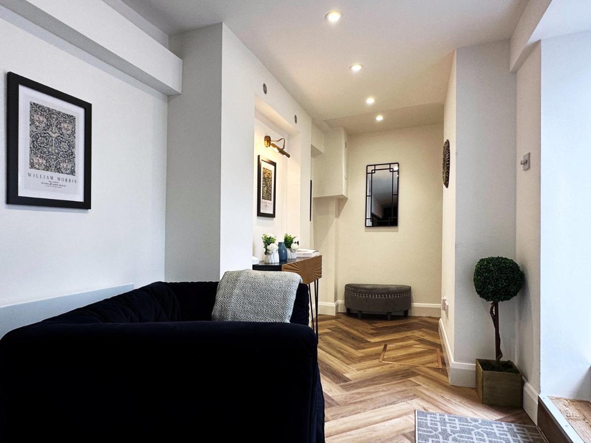Liam Place Near Hyde Park - 1 Double Bed, 1 Sofa Bed, Spacious Apartment, Private Entrance Londen Buitenkant foto