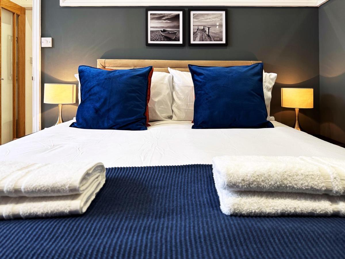 Liam Place Near Hyde Park - 1 Double Bed, 1 Sofa Bed, Spacious Apartment, Private Entrance Londen Buitenkant foto
