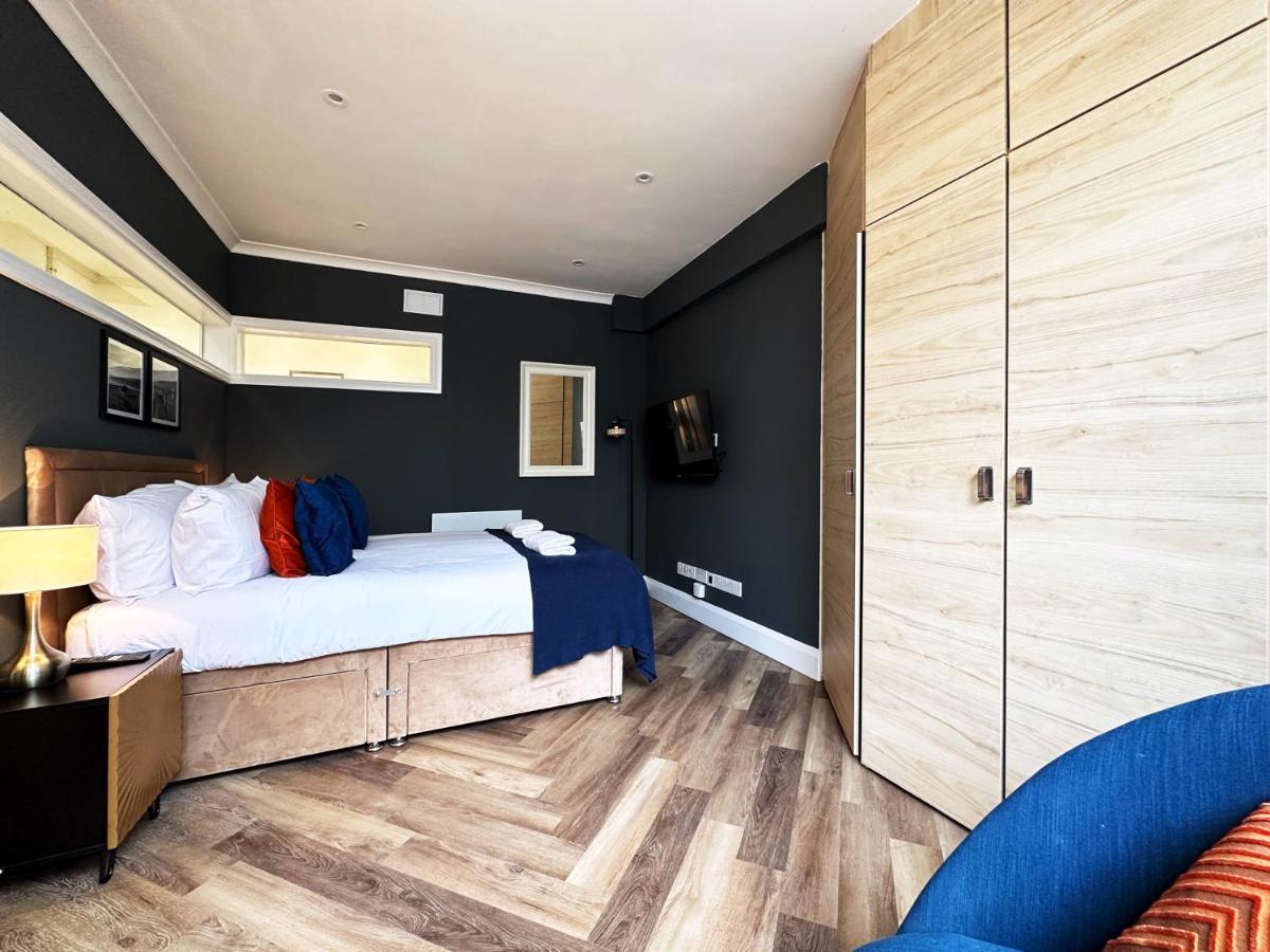 Liam Place Near Hyde Park - 1 Double Bed, 1 Sofa Bed, Spacious Apartment, Private Entrance Londen Buitenkant foto