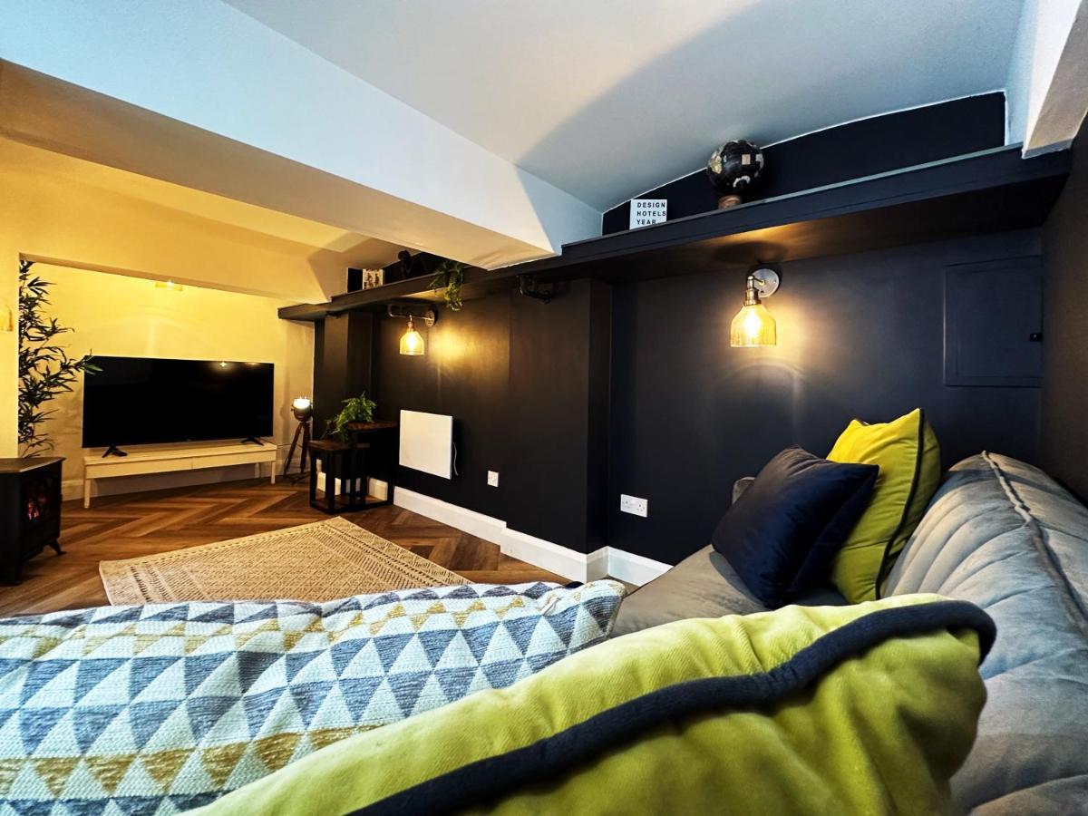 Liam Place Near Hyde Park - 1 Double Bed, 1 Sofa Bed, Spacious Apartment, Private Entrance Londen Buitenkant foto